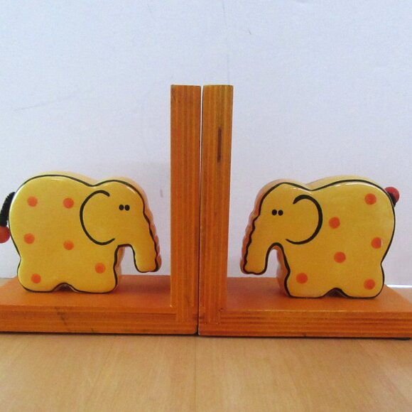 Ceramic elephant wood bookends - library decor - childs room - yellow elephants - Picture 3 of 7